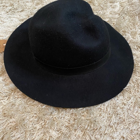 Black fedora hat - Picture 3 of 6